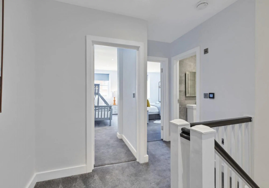 Right On : Bright On Apartment 1F - City Centre Luxury Apartments