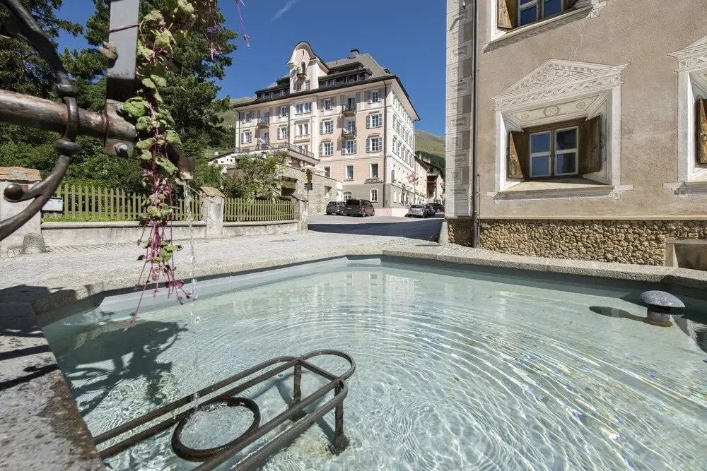Hotel Engiadina