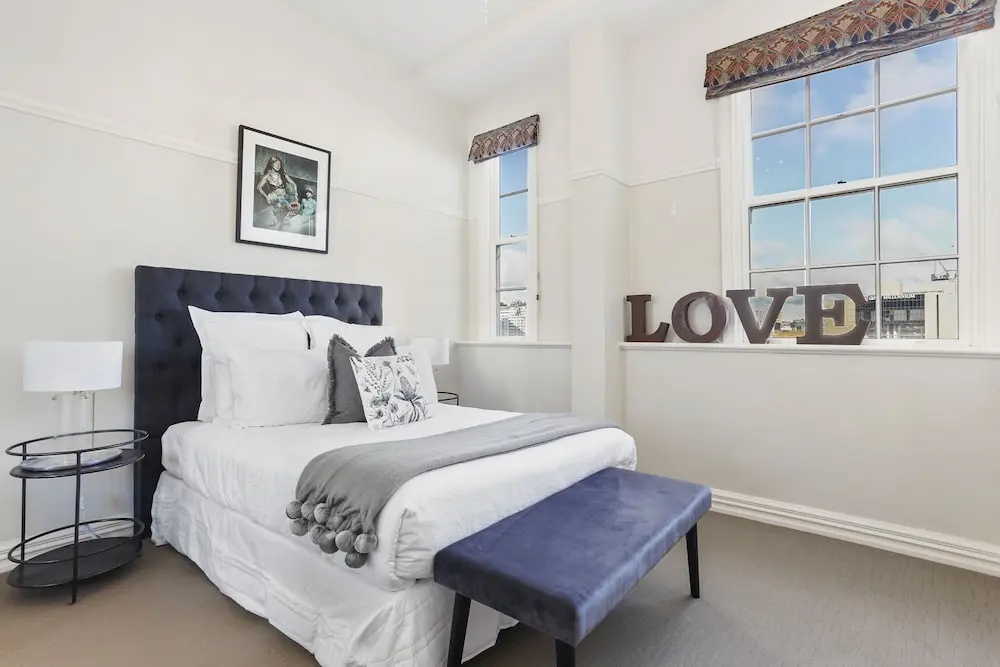 Villa In The Sky Dreamy 2 Bedrooms Penthouse In The Cbd By Urban Butler
