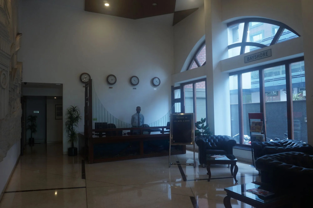 SFO Hotel and Suites