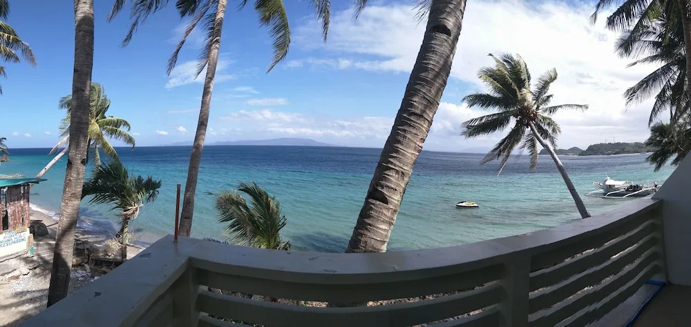 Dolphin Bay Resort Puerto Galera