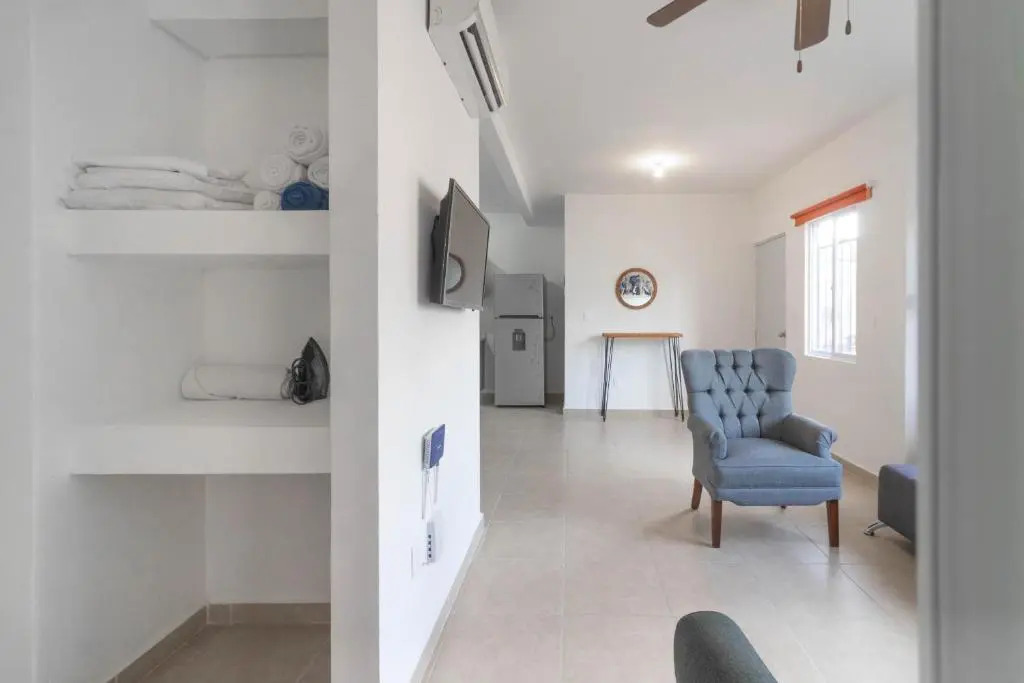 Excellent 2 bedroom apartment close to the beach