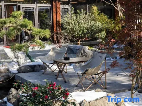 Millennium City Park West Garden No. 3 Homestay (Wansui Mountain Wuxia City)