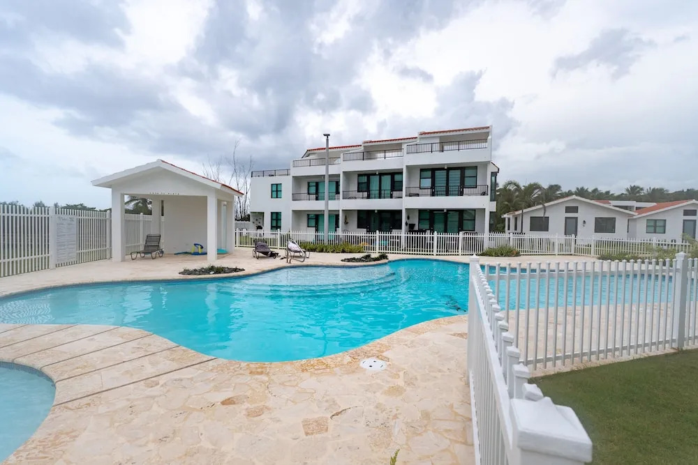 3 Bedroom Oceanfront Beach House