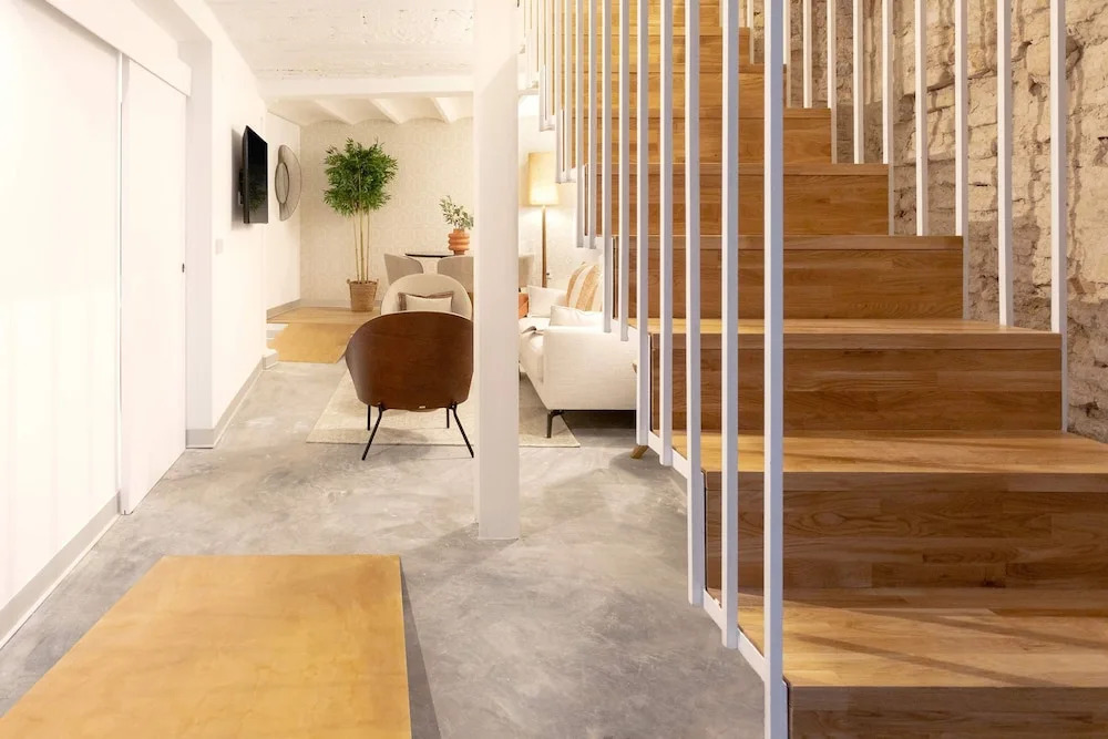 Cozy 2BD Duplex in Seville Center Gran Poder