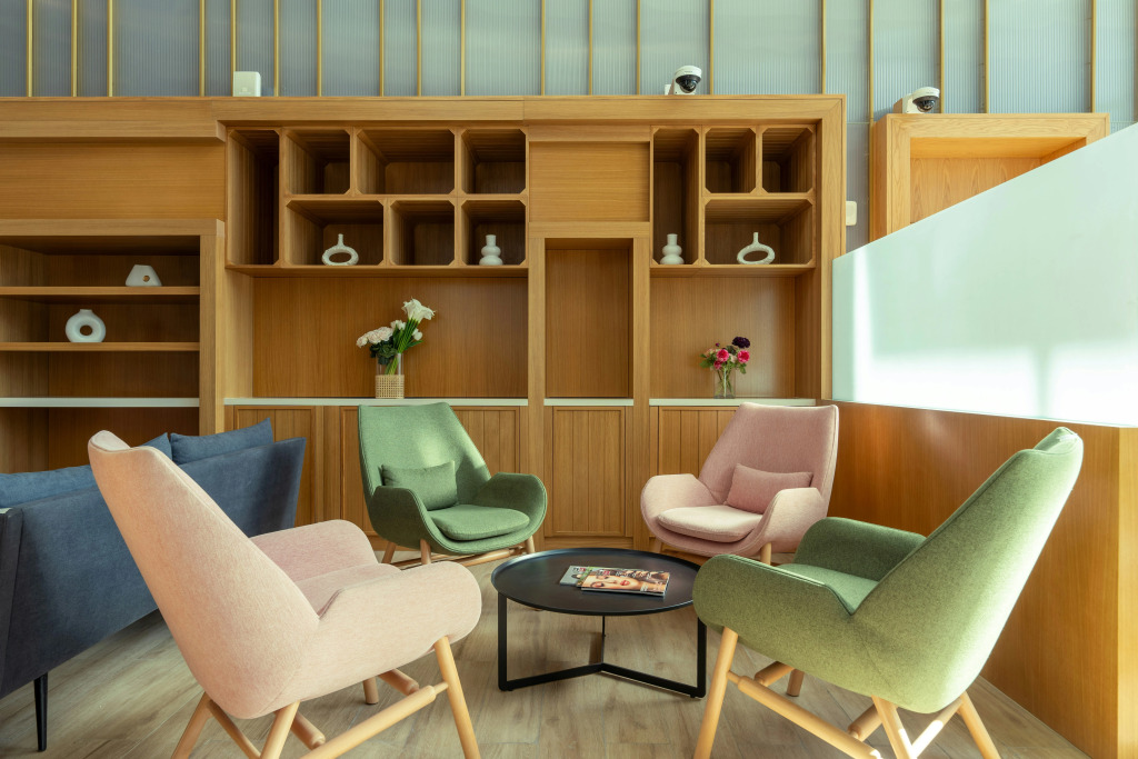 West Walk Retaj Hotel