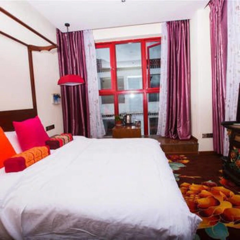 Jiaxi Boutique Creative Hotel