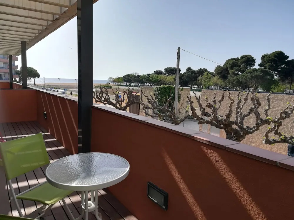 Ridaura Apartments with pool