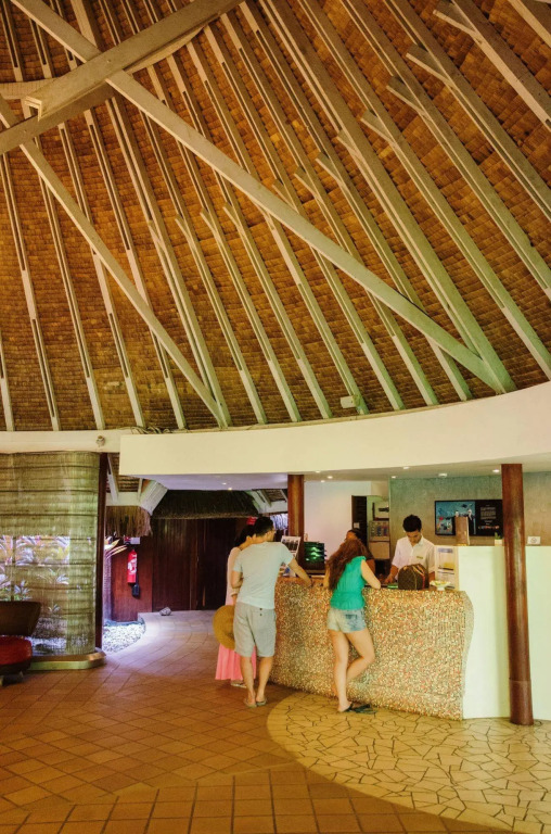 ROYAL BORA BORA