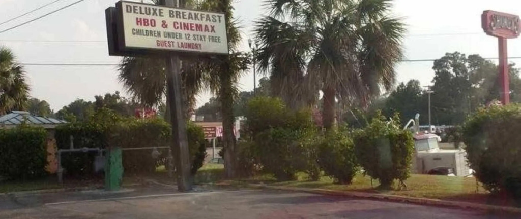 Excellent Inn & Suites