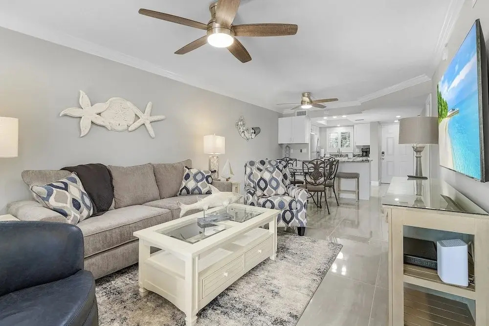 Seaside 108: Oceanview 2br/2ba Condo With Pool, Steps To Beach 2 Bedroom Condo