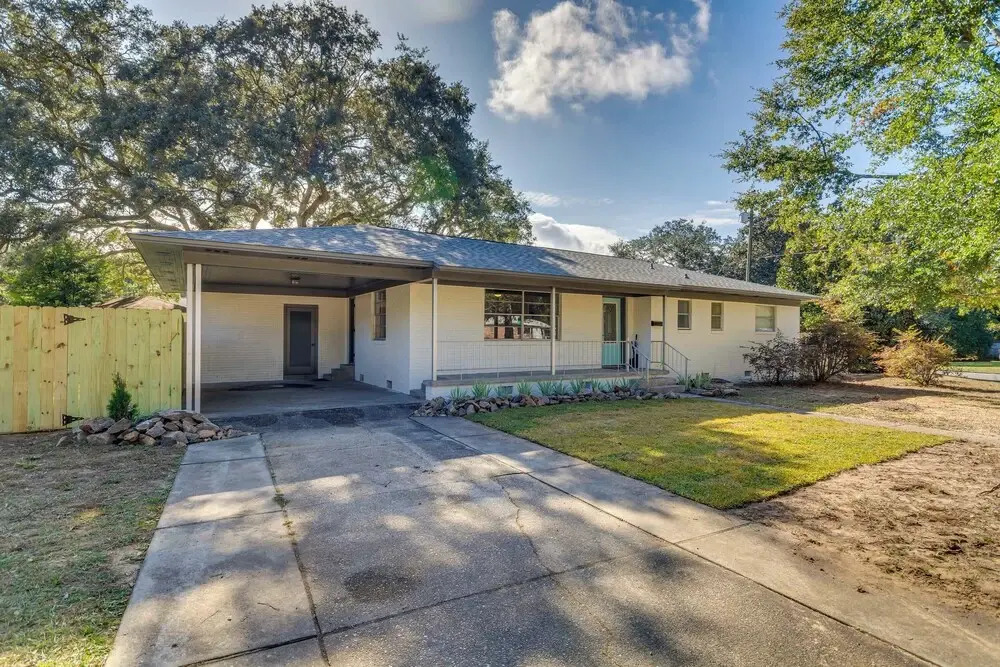 Stylish Pensacola Retreat w/ Patio & Grill!