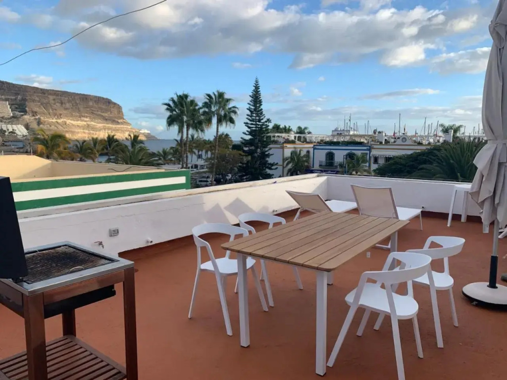 Volver Beach Hostel