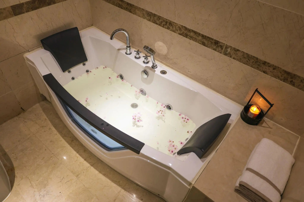 Fei County Inzone Garland Hotel