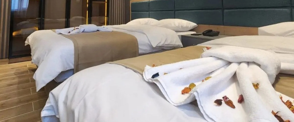 Lion Hill Resort Otel