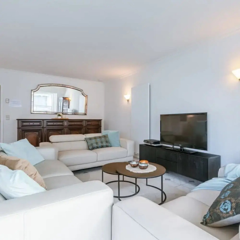 Apartment With Sideways sea View in Middelkerke