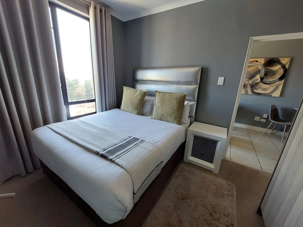 Zwelakho Luxury  furnished apartments