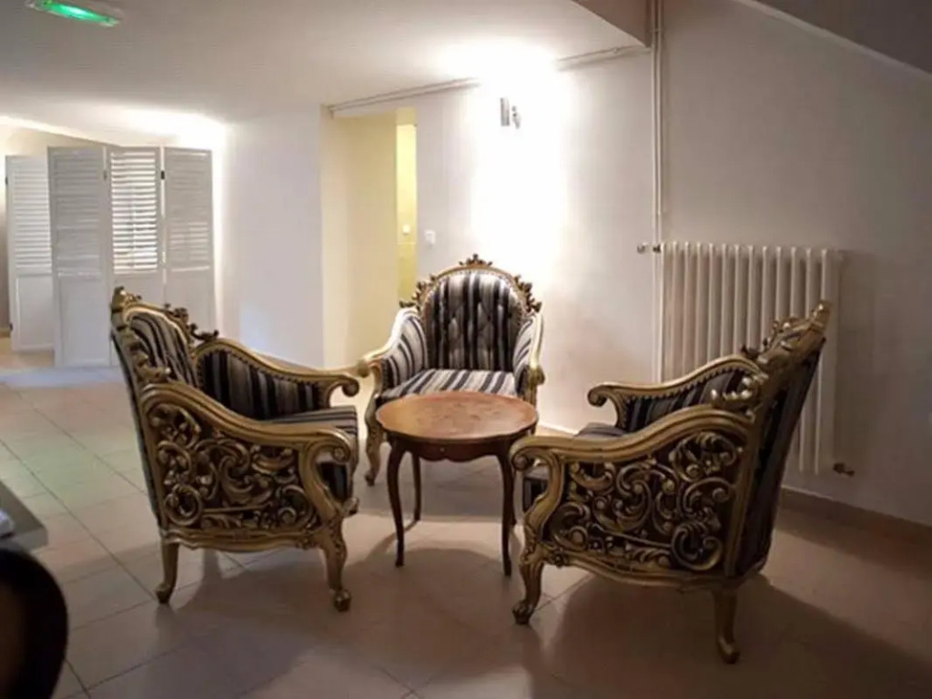 Logis Hôtel Le Chene Dore