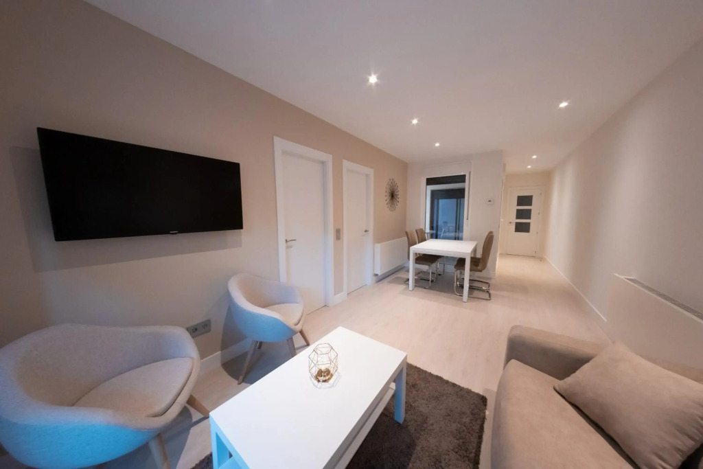 Apartamentos Turisticos - Palacio de Yolanda