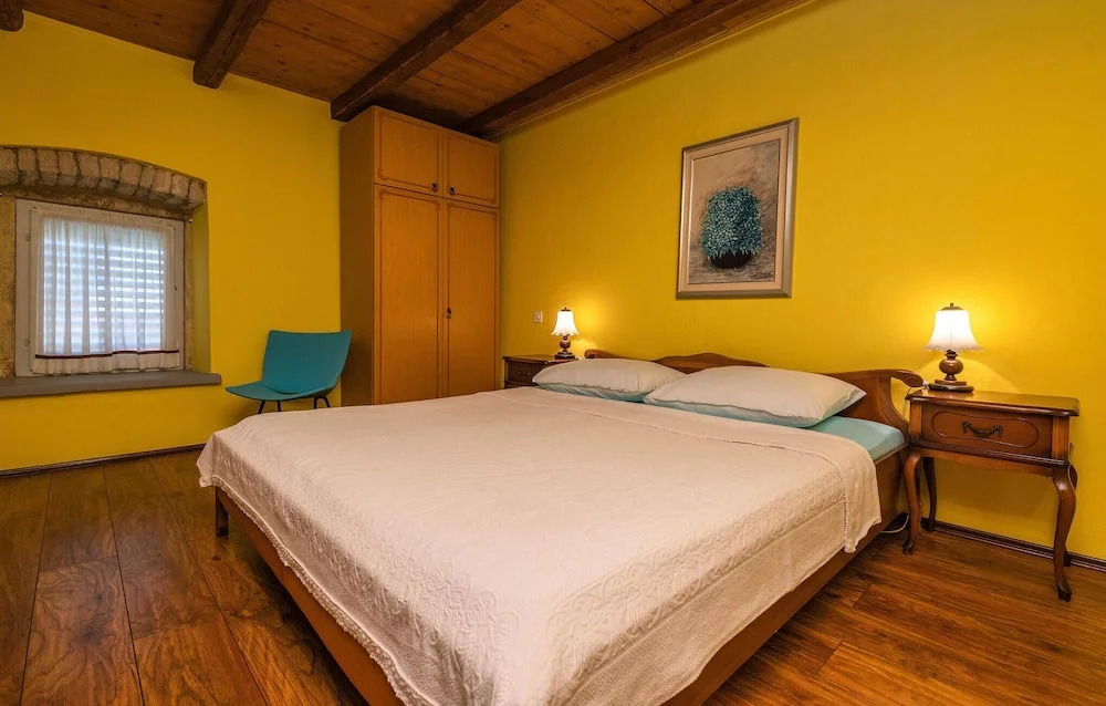 Two-Bedroom Holiday Home Sarici With An Outdoor Swimming Pool 08
