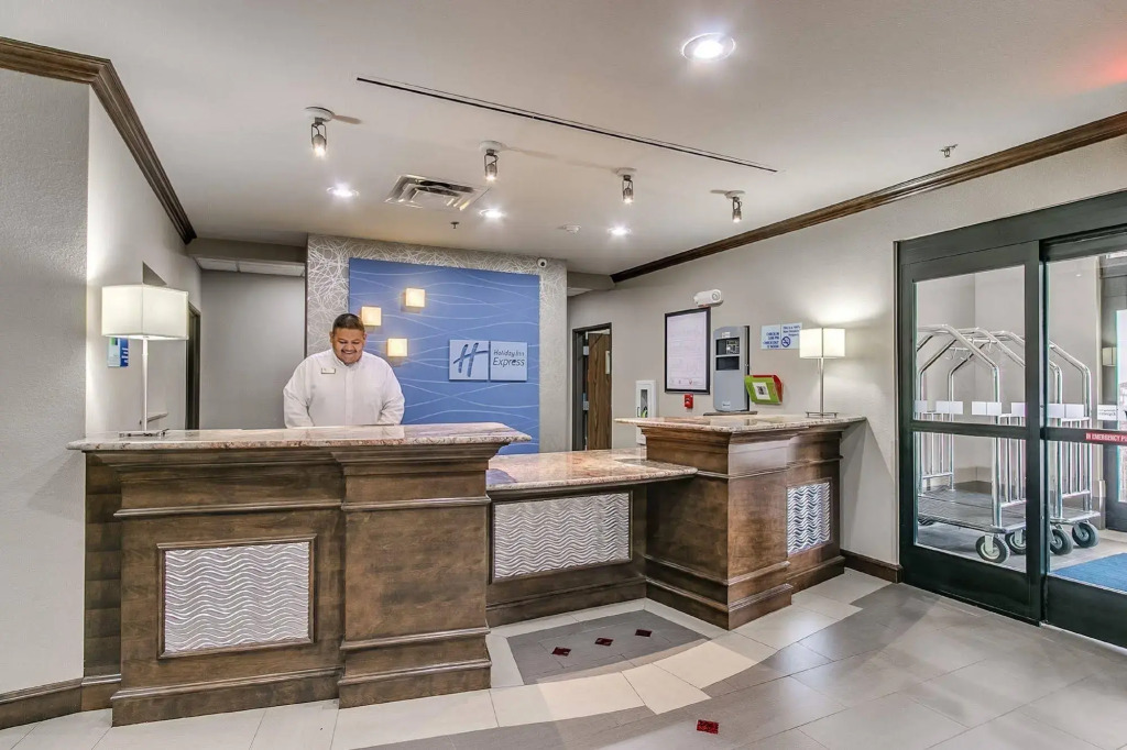 Holiday Inn Express and Suites Lubbock South by IHG