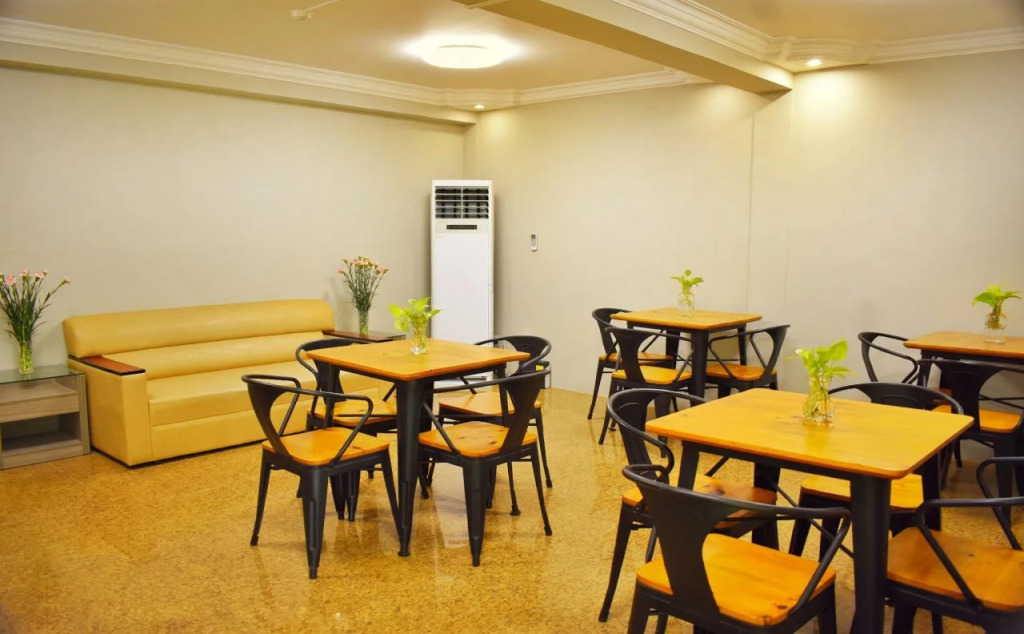 SERENE Stays Hotel