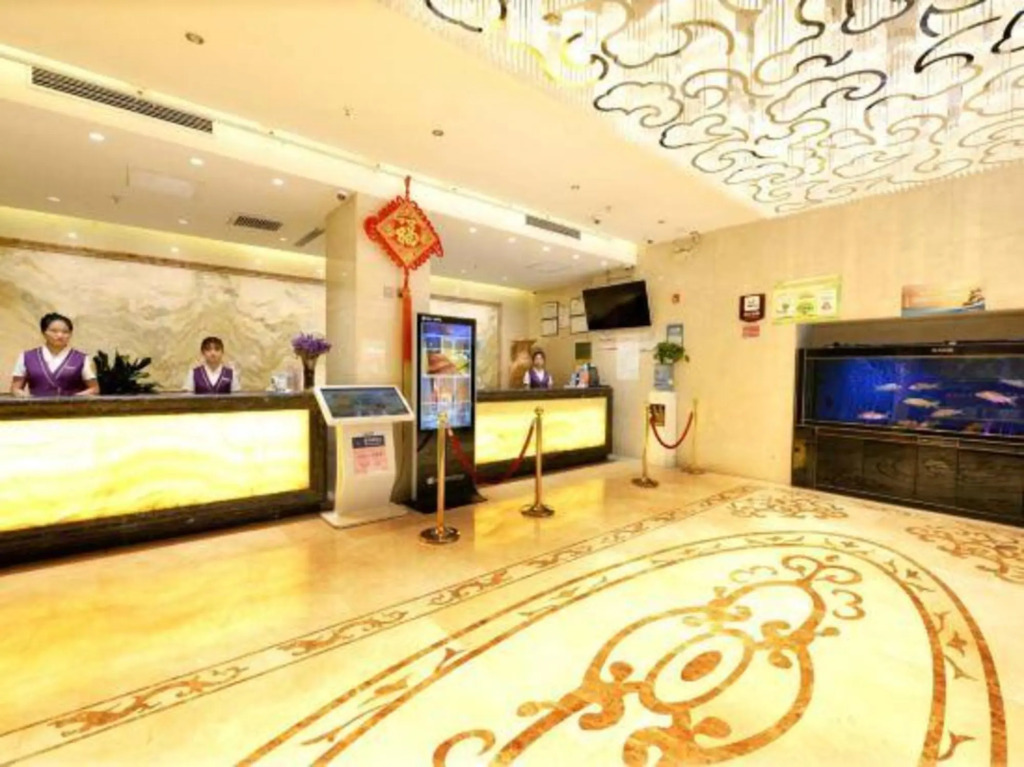 Hongyuan Hotel (Lanzhou Nanguan Night Market)