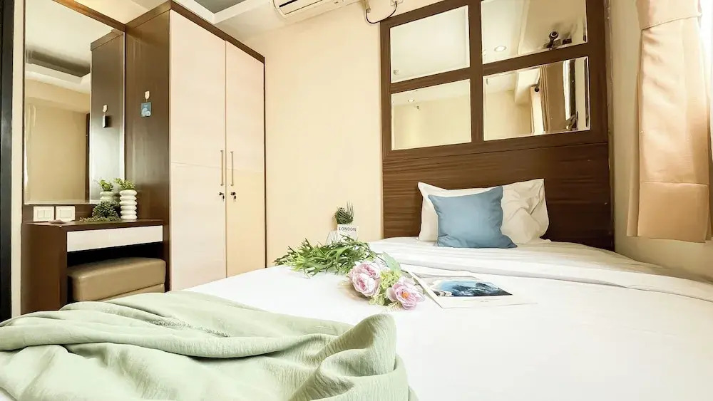 Good Deal 2Br Apartment At The Wave Kuningan