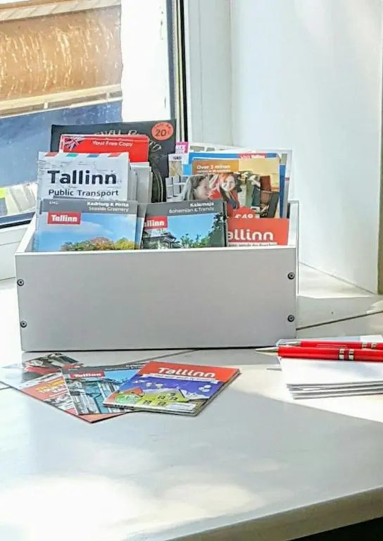 Sunny apartment, 7 min with tram to the Old Town