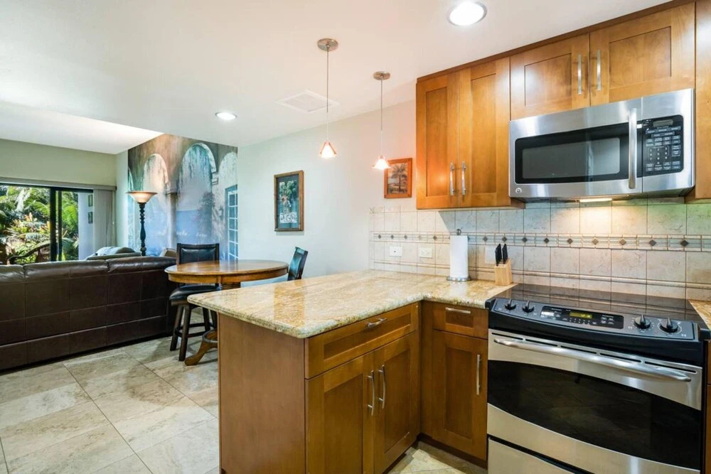 Big Island Royal Seacliff 325 by Coldwell Island Banker Vacations