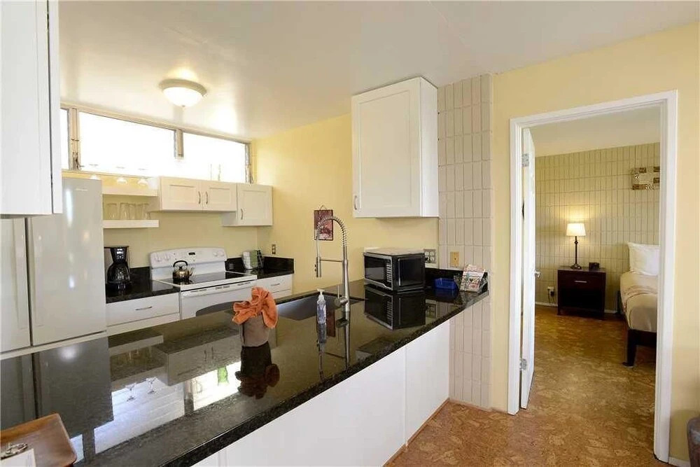 Haleakala Shores B407 - Two Bedroom Condo