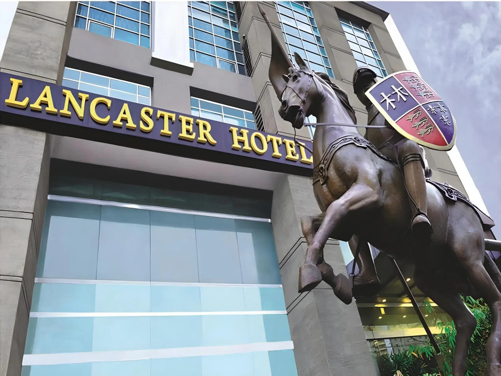 Lancaster Hotel by Central Flats