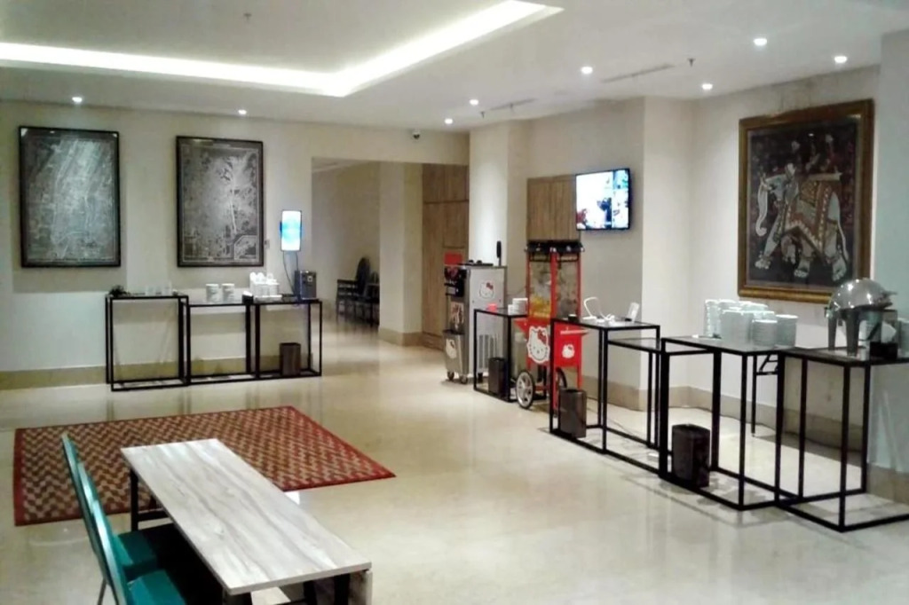 Erian Hotel