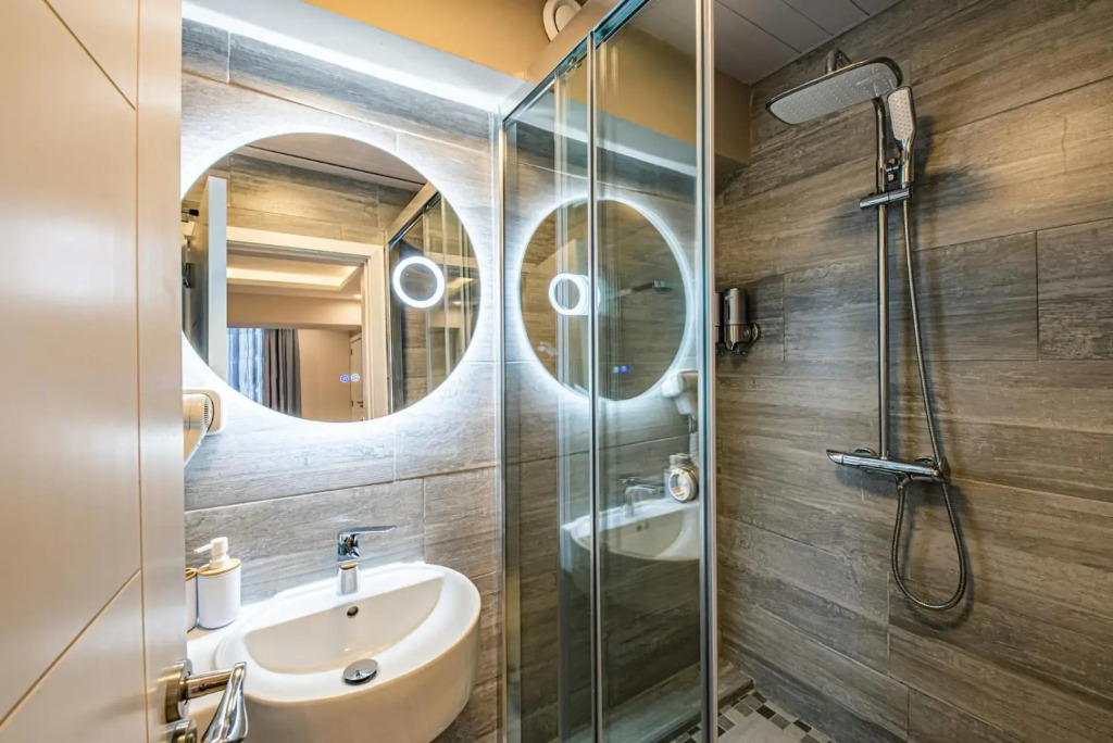 Seastar Hotel