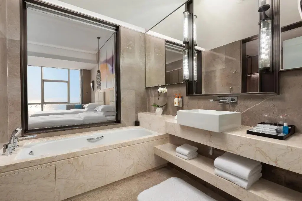 Crowne Plaza Beihai Silver Beach