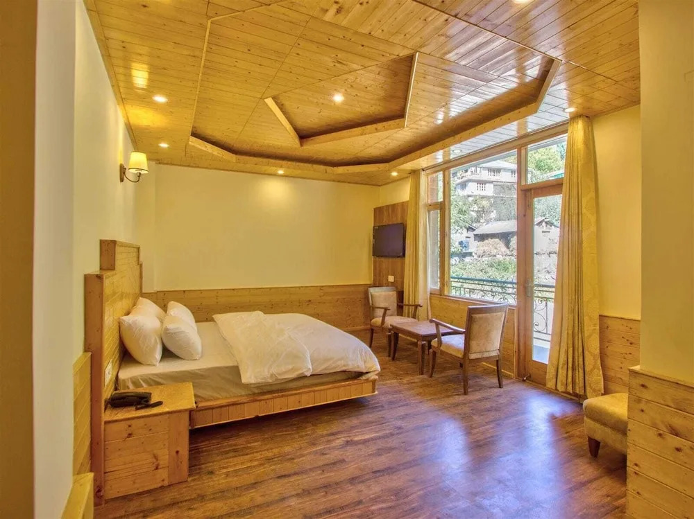 Golden Peak Manali