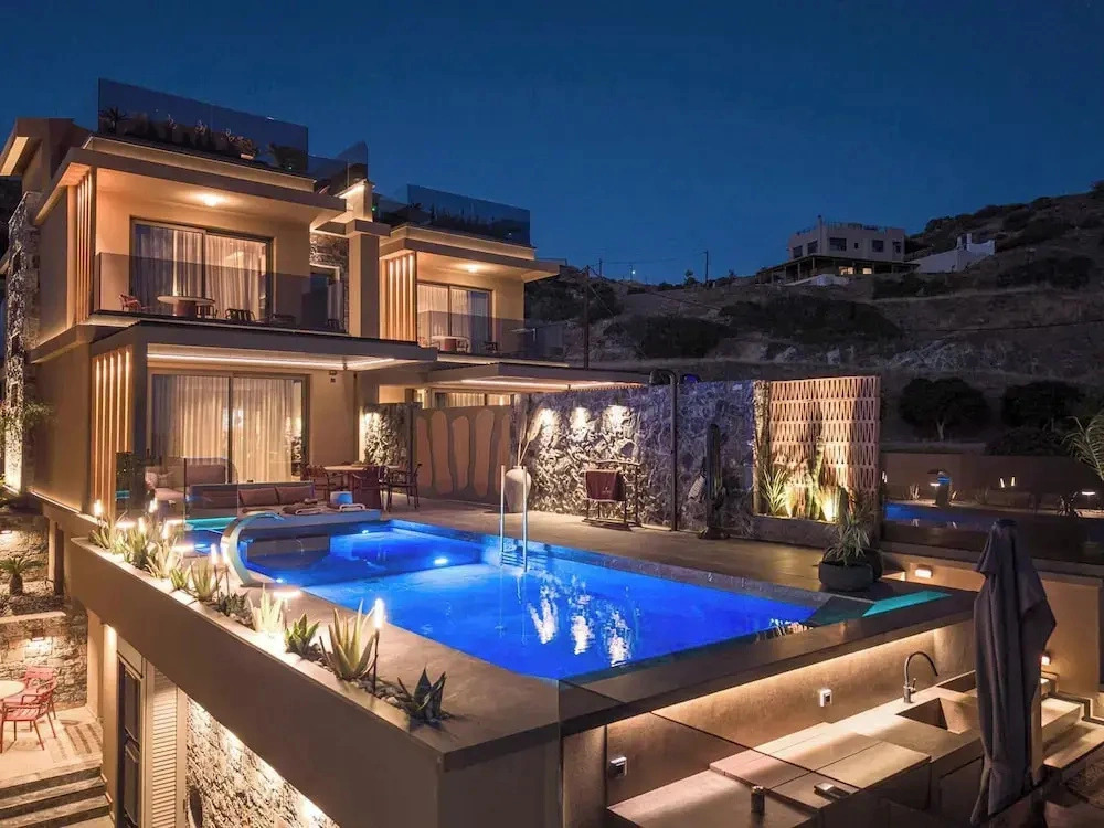 Lapis Nera Villas