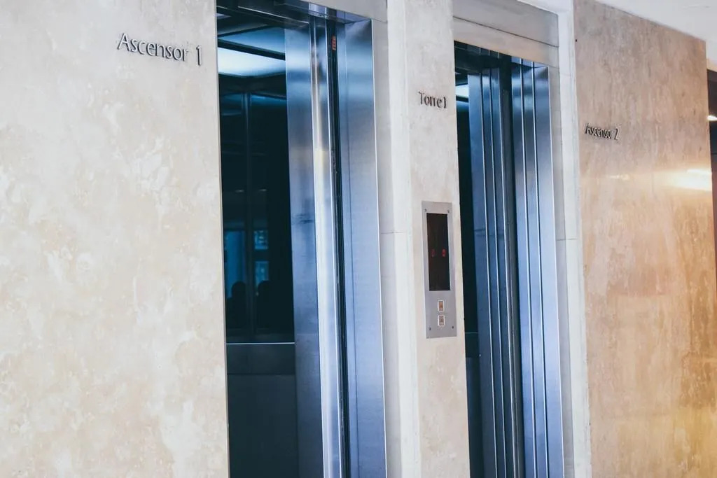 Le Petit Suites