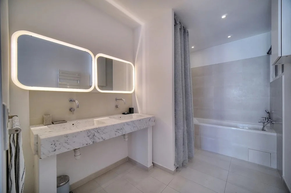 3 pi ces Moderne Spacieux 100m Palais A2b233