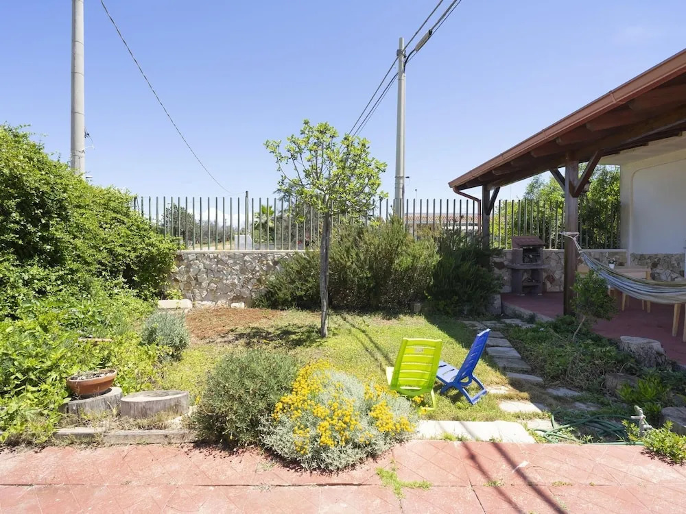 Lovely Holiday Home in Sant'isidoro With Garden