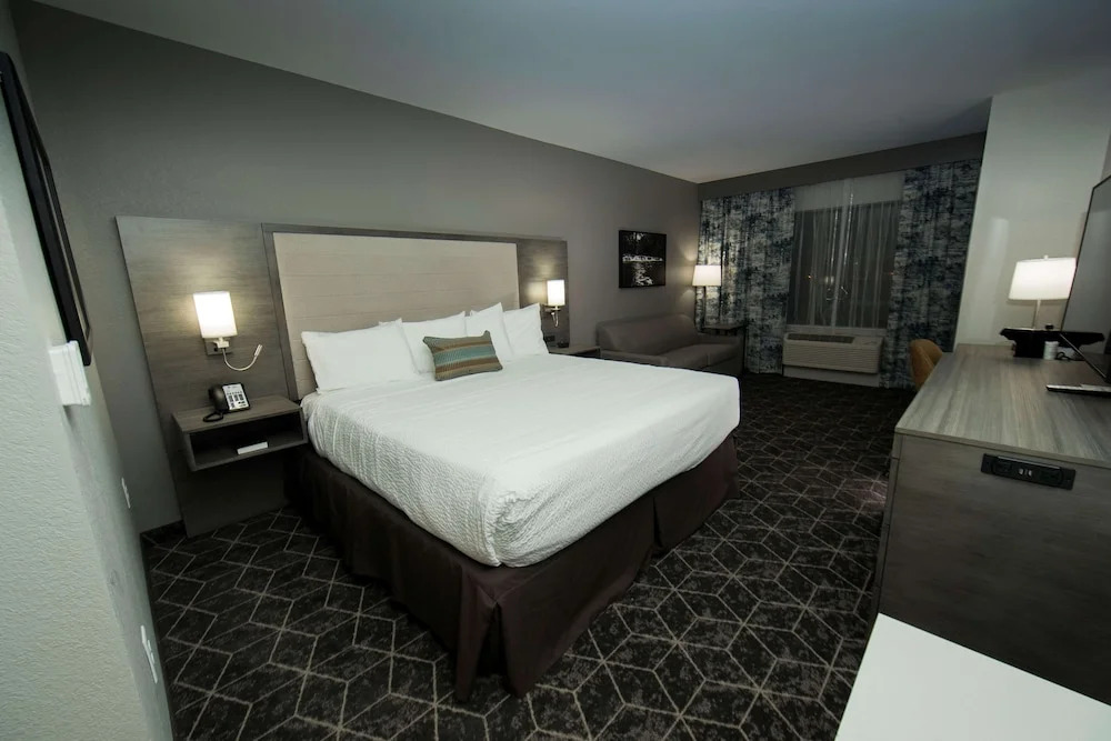 Best Western Plus Lawrenceburg