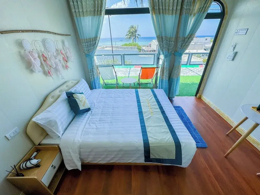 Hoa Nắng Homestay - Đảo Phú Qúy