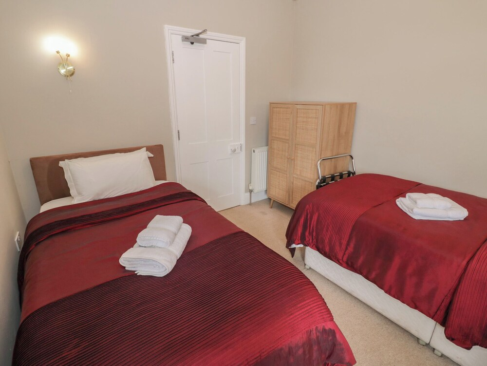 Raglan Lodge