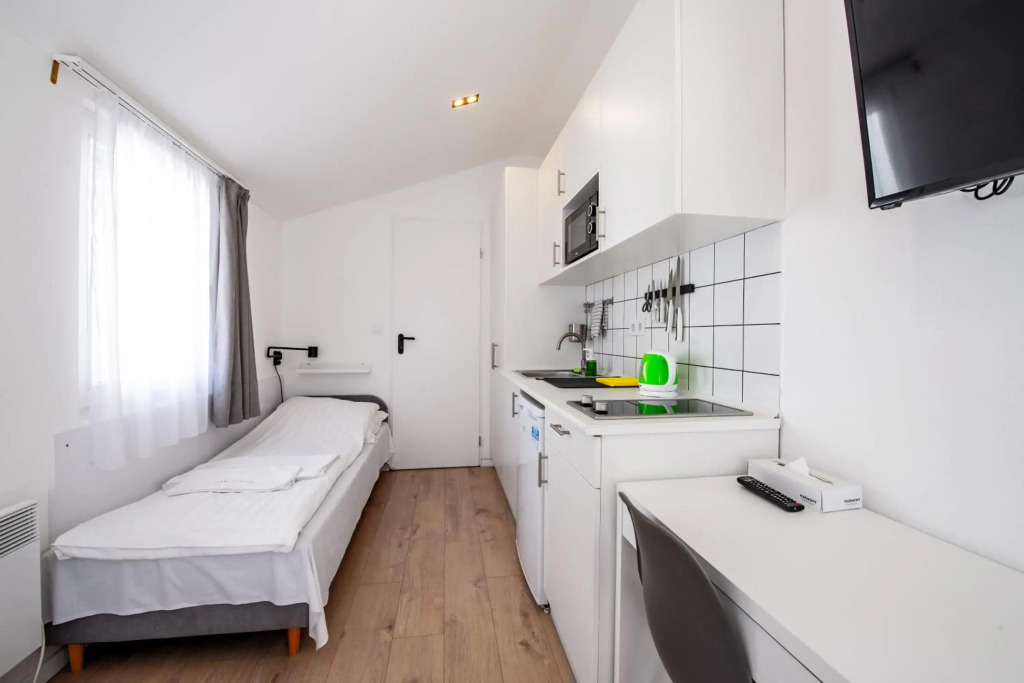 Chesscom Apartments