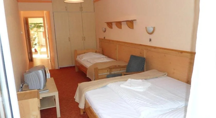 Nereus Park Hotel