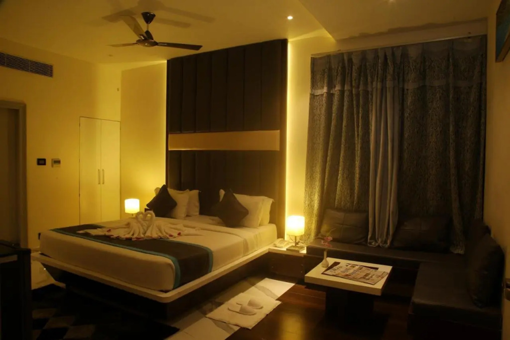PARK SIGNATURE HOTELS - Royal Benza