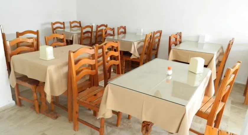 Ugur Hotel