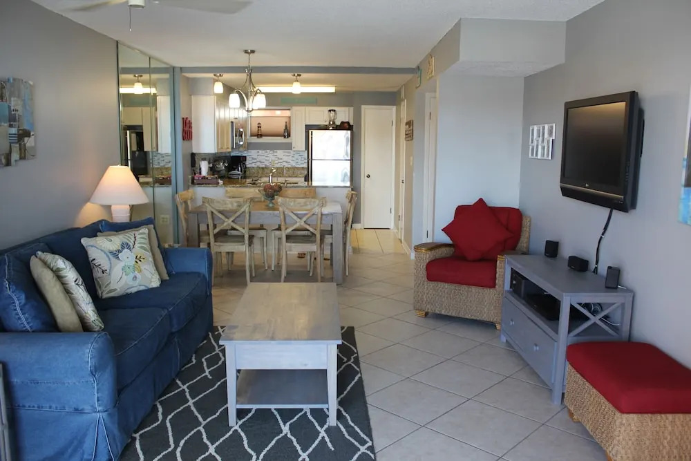 Buena Vista 204 - 2 Br Condo