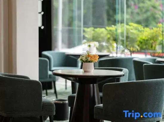 Kelton International Hotel