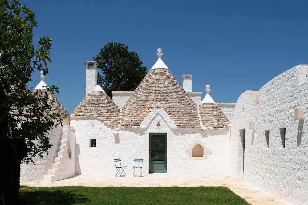 Trullo Pietra Rossa with Pool by Wonderful Italy